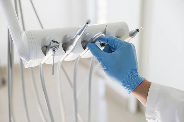 Professional Tooth Extraction technician working in El Cerrito, CA